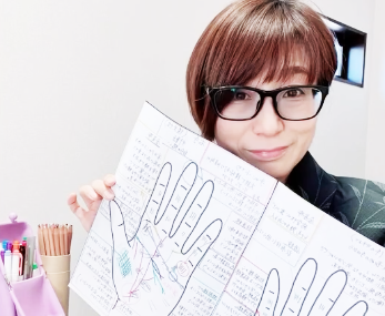 Momoライフコーチングでは心の「ブロック解放講座」で自分の使命や「やりたいこと」を明確にし能力を開花させます｜女性起業家支援 | Home